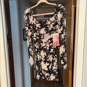NWT Emerald Sundae Black Floral Dress
